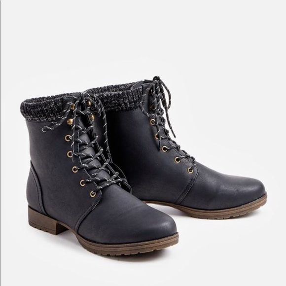 JustFab Shoes - JustFab Nyaling Black Combat Ankle Lace Up Boots